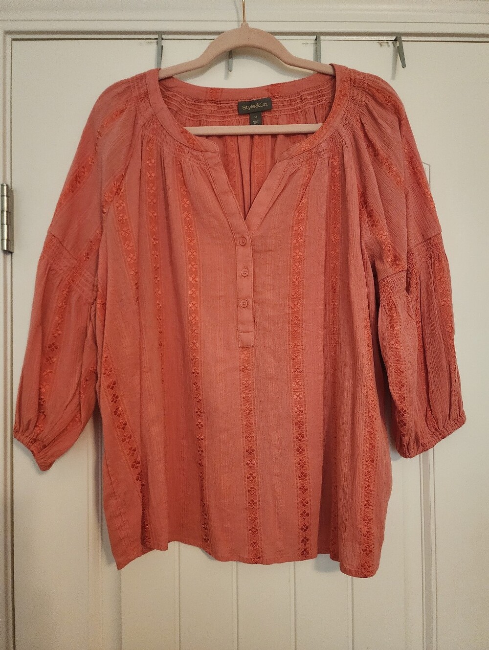 Style & Co NWT Coral Peach Boho Blouse 1X Button Placque Front Flowy Coastal